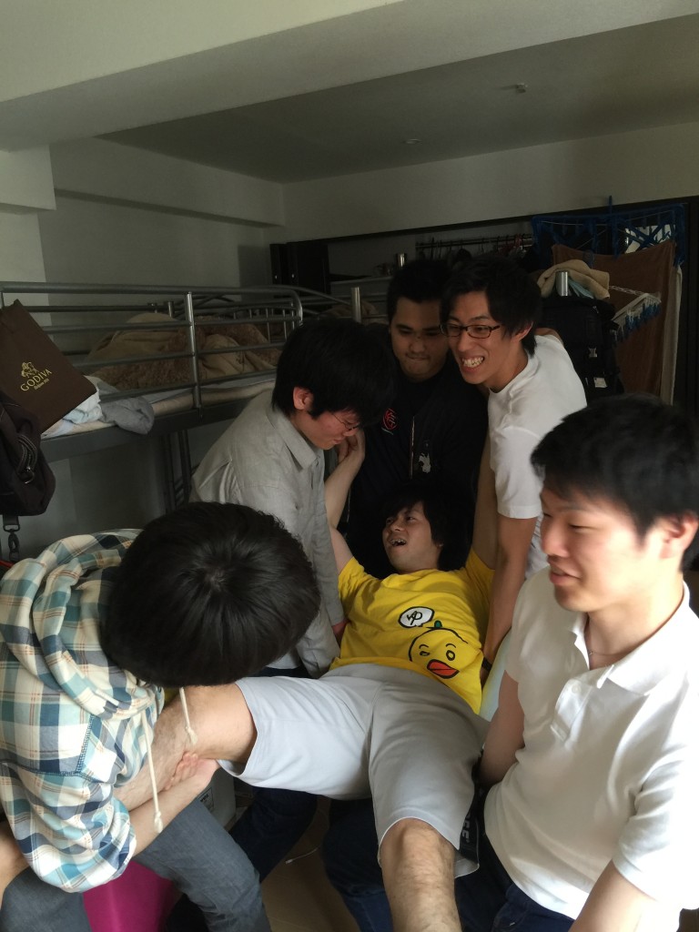 若手が社長を拉致る